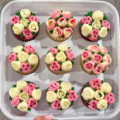 Floral Cupcakes