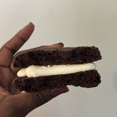 Cream Pie Sandwiches 