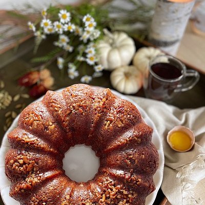 Pecan Rum Cake - Serving 15