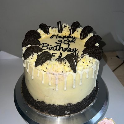 Cookies ‘n’ Cream Cake