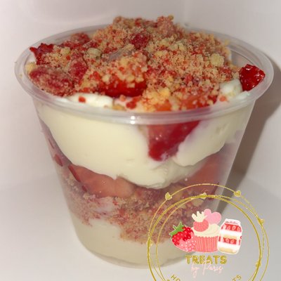 Strawberry Crunch Cheesecake Cup