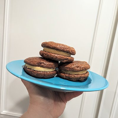 Buckeye Brownie Sammie