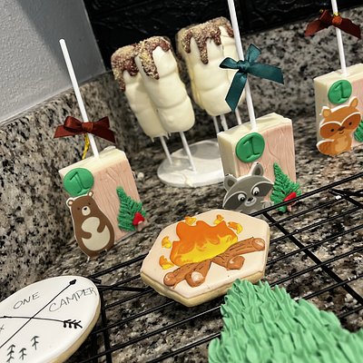 Triple Marshmallow Pops