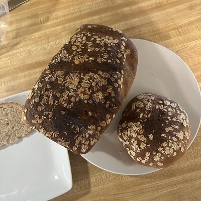 Cinnamon Honey Oat Bread