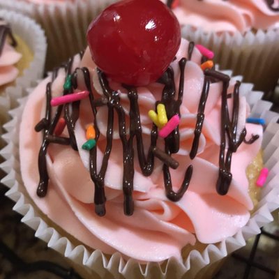 Banana Split  Cupcake
