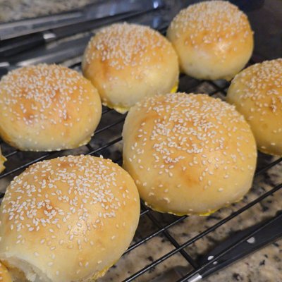 Hamburger Buns Qty 8