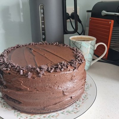 Chocolate Cake 8 Inch Whole Cake