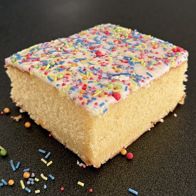 Granny’s Old Skool Cake 