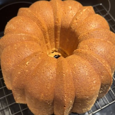 Cream Cheese Pound Cake Without Glaze 