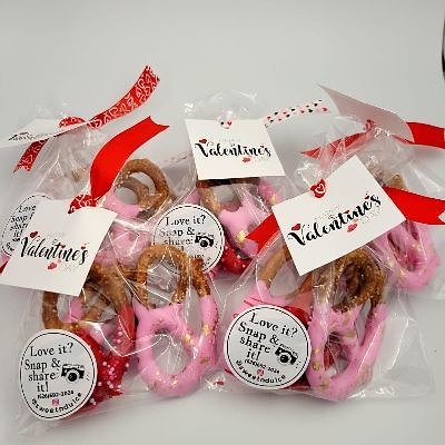 Chocolate Covered Pretzel Knots 