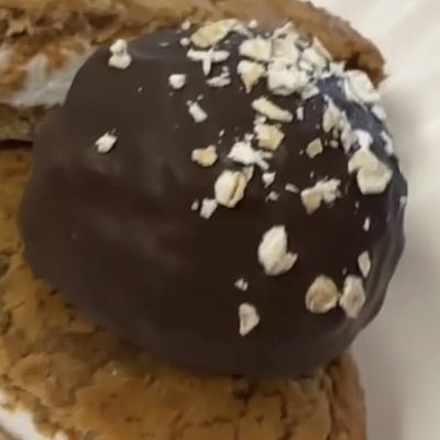 6 Oatmeal Cream Pie Cake Balls