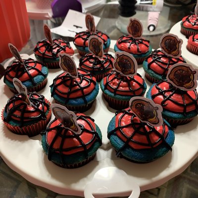 Standard Flavor Cupcakes (Dozen)