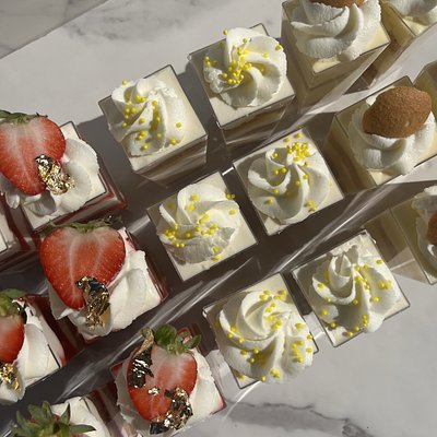3oz Dessert Shooters (Starting price) 