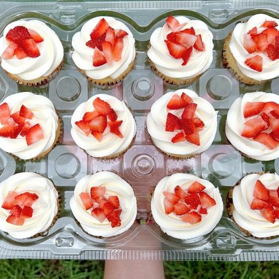 ‘Fan Fav’ Cupcakes