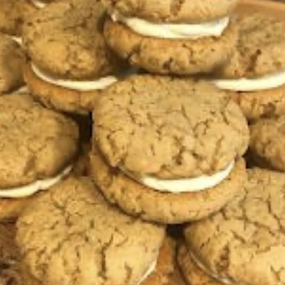 Oatmeal Cream Whoopie Pie