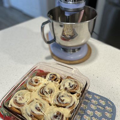 Cinnamon Rolls 