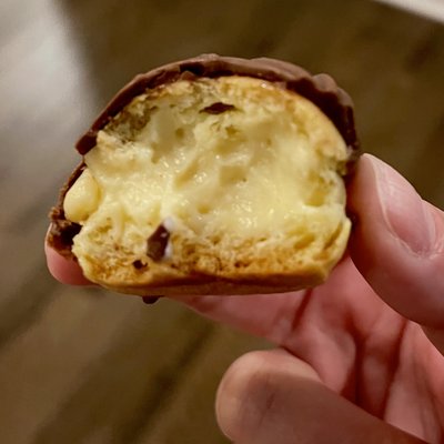 Carolinas - Choux Dough - Belgian Cream -12 Units