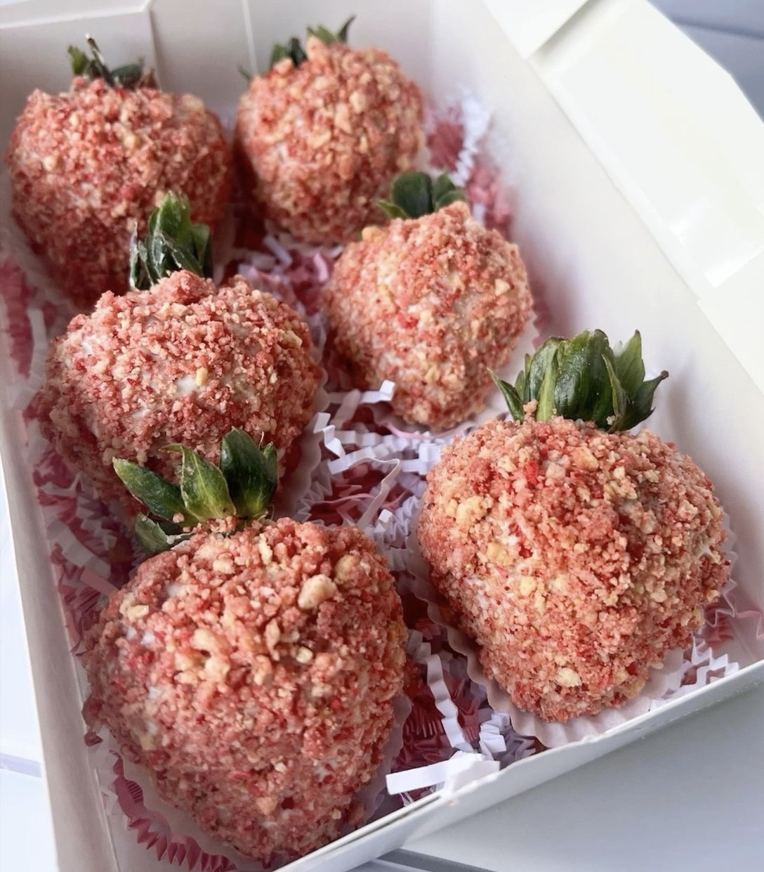 Strawberry Shortcake Covered Berries (24 Count)