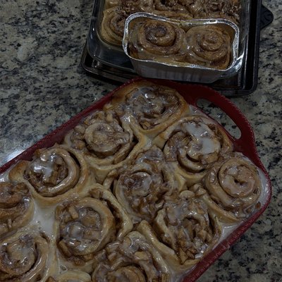 Apple Pie Cinnamon Roll ✨special Fall Flavor ✨