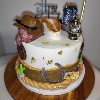 Custom 8 In Cake Prices VARY!!