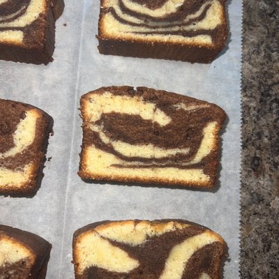Chocolate Vanilla Swirl Pound Cake
