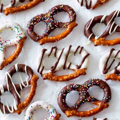 Custom Pretzel Knots