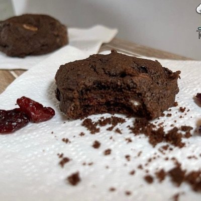 Cherry & White Chocolate Chip Cookies
