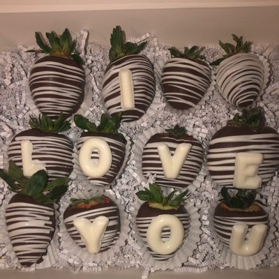“ Traditional Berry Box w/ Message “ 