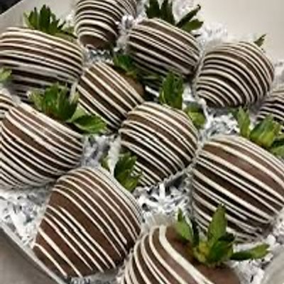 Classic Dozen Berries