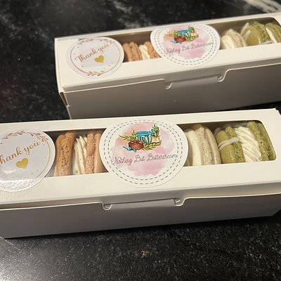 Assorted French Macarons: 5 Count