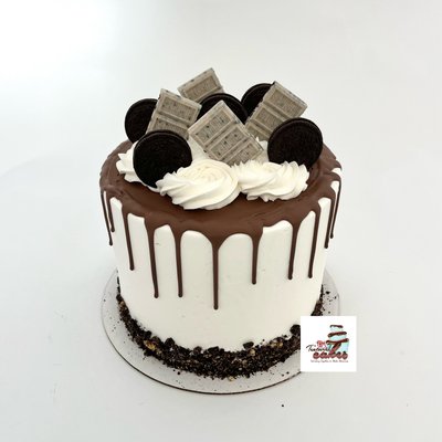 Referee Cake (Cookies & Cream)