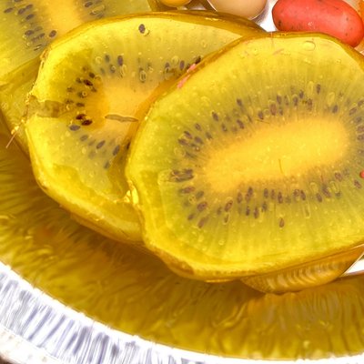 Side Candied kiwi