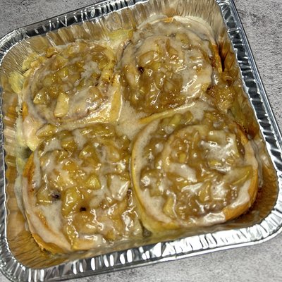 Apple Pie Cinnamon Rolls Pan (4 Pack)