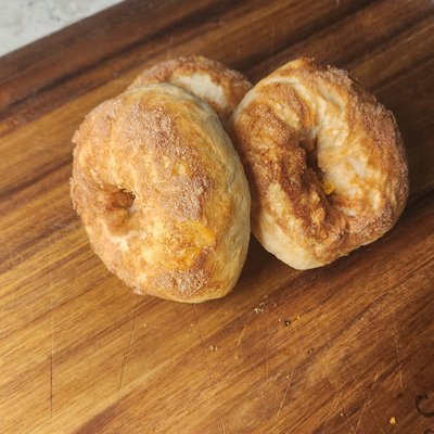 Cinnamon Sugar Bagels (4 Pack)