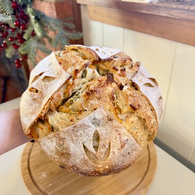 Cheddar & Jalapeño Artisan Loaf