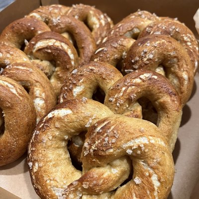 Gluten Free Soft Pretzels DF
