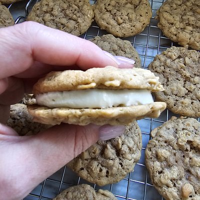 Oatmeal Cream Pie