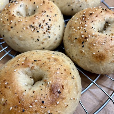 Sourdough Everything Bagels - 4 Count 
