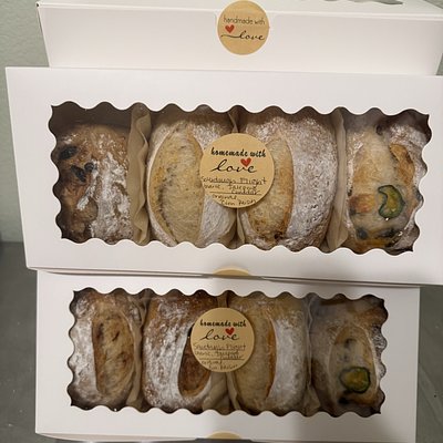 Weekly Sampler Box 4 Different Flavors 