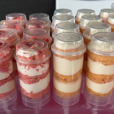 CakePushPops (1 Dz) Starting @ 