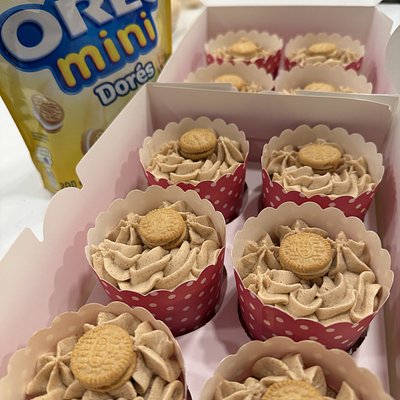 6-Pack Cookie Cupcake Box