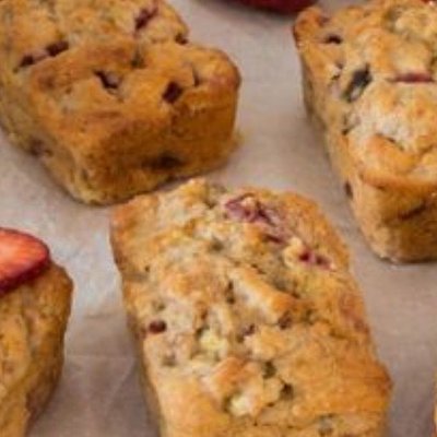 Mini Loaves Strawberry Banana Bread 