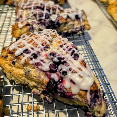 Blueberry/Lemon Scone 