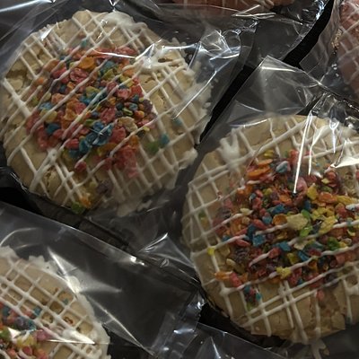 Fruity Pebble Cookie🩷