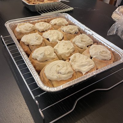 Cinnamon Rolls (12)