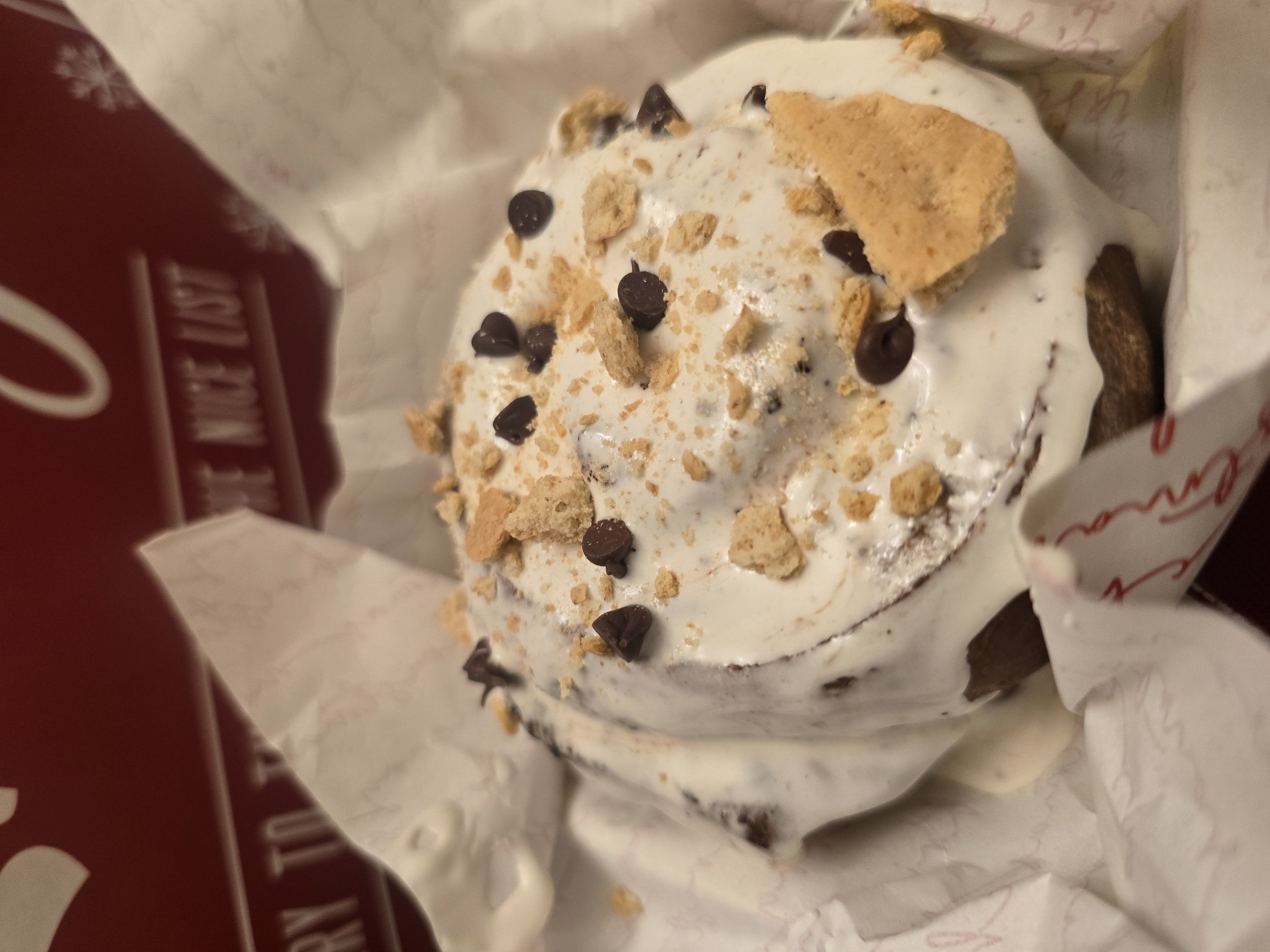 S'mores Cinnamon Roll (Single)