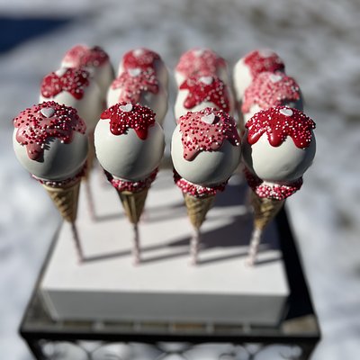Ice Cream Cone Cake Pop 