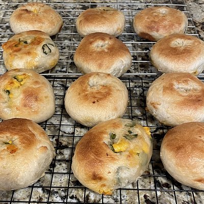 Jalapeno/Cheddar Bagels
