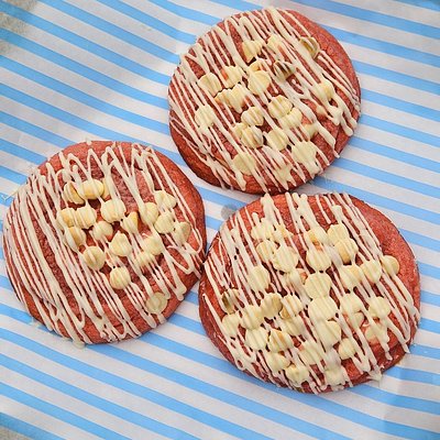 Classic Strawberry White Chocolate Chip (6-Pack)