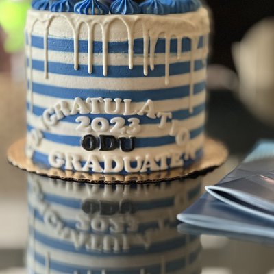 Custom Graduation Cake 